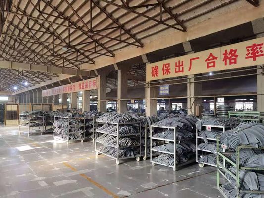 470 g de neumático de motocicleta Kingstone y tubo interno 2.75-17 para el contenido natural