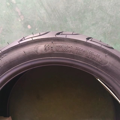 Materia prima natural de acero de caucho de nylon 130/70-13 neumáticos de motocicleta para la fiabilidad