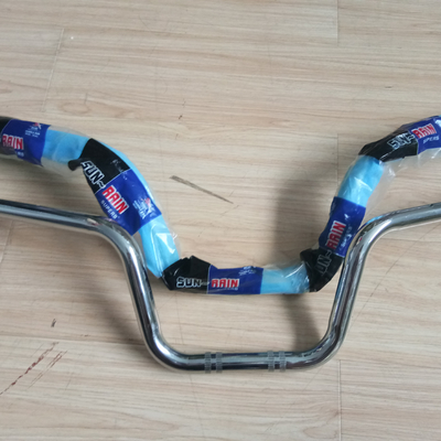 Partes del cuerpo de la motocicleta OEM Cadena del calzado del freno y rodamiento del cuello delantero