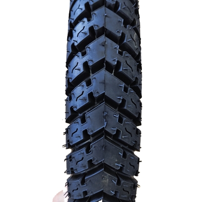 Pneus de motocicleta de caucho natural con carcasa de neumático resistente directo Pneus de motocicleta3.00-17