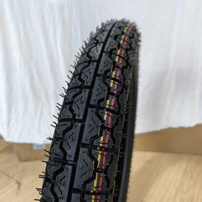 Los neumáticos de motocicletas aceptables para OEM 300-17 para el contenido de caucho de motocicleta 35%-55%