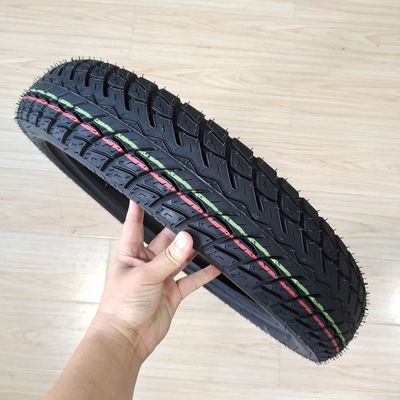 17 Tamaño del neumático neumáticos de motocicleta de caucho natural 110/90-17 100/90-17 para el rendimiento