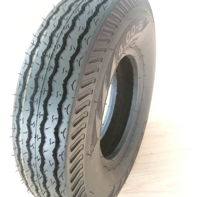 Contenido de caucho natural del 35% al 55% neumático de motocicleta 400-8 LLantas 4.00-8 con patrón popular