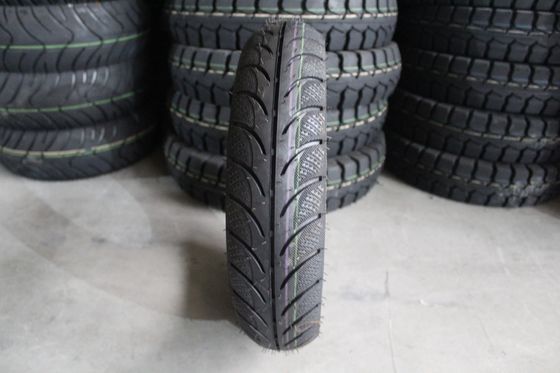 Top- 3.50-10 Pneus sin tubo para motocicletas de primera clase 2.70-3.0 kg Pneus asequibles para scooters