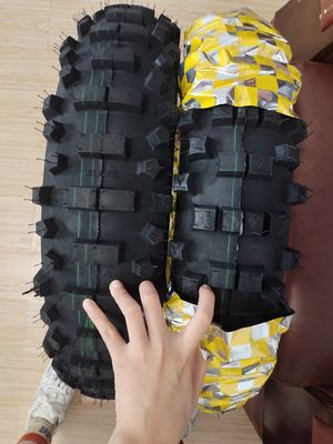 140/80-18 neumáticos blandos para motocicletas adecuados a las necesidades del cliente