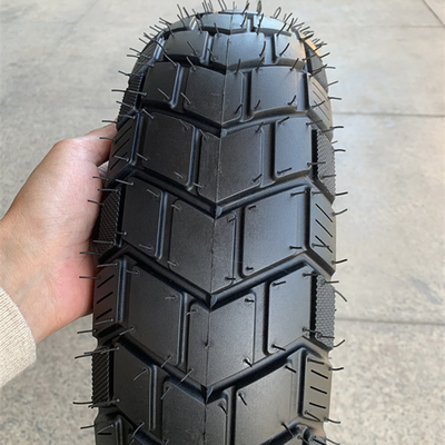 110/90-10 Tamaño del neumático Resistencia a la tracción 10.5 neumático de motocicleta para el mercado de Filipinas
