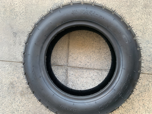 110/90-10 Tamaño del neumático Resistencia a la tracción 10.5 neumático de motocicleta para el mercado de Filipinas
