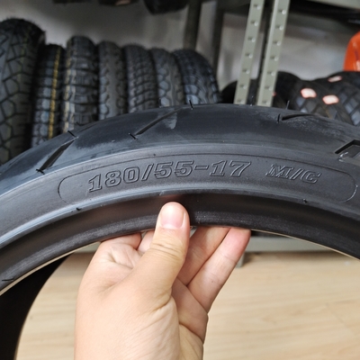 6PR/8PR Ply Rating Naturaleza Material de náilon de caucho acero neumático de motocicleta neumático 180/55-17