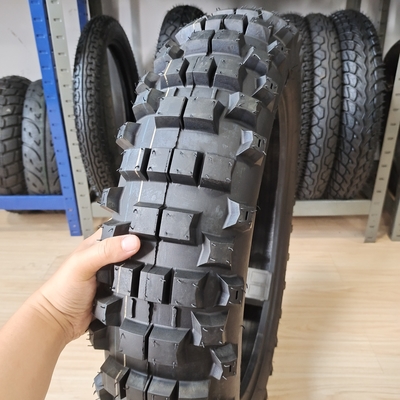 6PR/8PR Ply Rating neumático de motocicleta sin tubo negro 140/80-18 140/80/18 para el mercado ruso