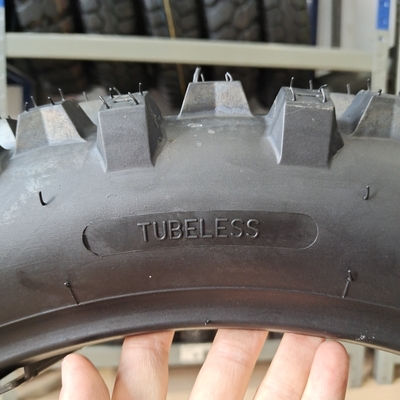 6PR/8PR Ply Rating neumático de motocicleta sin tubo negro 140/80-18 140/80/18 para el mercado ruso