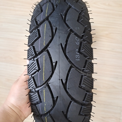 Los neumáticos de motocicletas sin tubo de caucho natural de acero de nylon 130/60-13 TL para el mercado de Venezuela