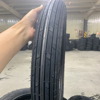 Resistencia a la tracción 10.5 Pneus de moto 2.75-17 La elección definitiva para los conductores en todas partes