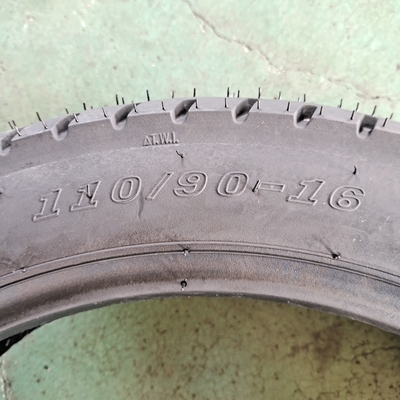 110/90-16 Tubos interiores de neumáticos de motocicletas hechos de caucho butílico natural para minoristas OEM