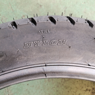 110/90-16 Tubos interiores de neumáticos de motocicletas hechos de caucho butílico natural para minoristas OEM