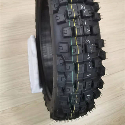 Contenido de caucho del 45% en neumáticos blandos para motocicletas de carretera 140/80-18 para el mercado ruso
