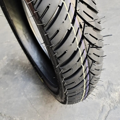 Personaliza tu viaje con las ruedas de la motocicleta 120/70-17 Tiempo de entrega 25-30 días