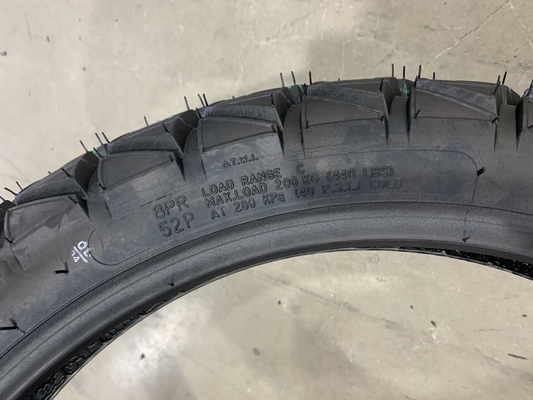 3.00-18 Tamaño de neumático Encuentra el juego perfecto en el mercado de neumáticos de motocicleta del Líbano