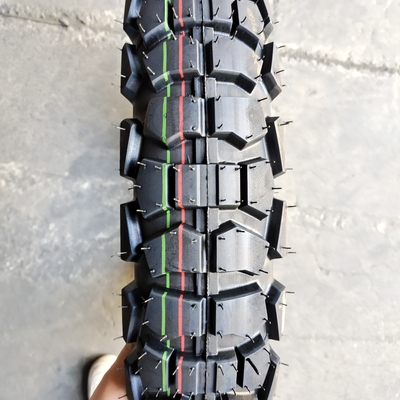 neumáticos de motocicletas neumáticos negros directos carcasa de neumáticos de color resistente