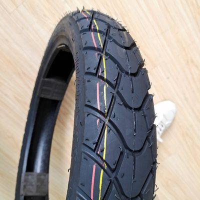 Neumático de motocicleta de nylon de caucho natural de acero 90/90-17 para los mercados sudamericanos en el mejor de los casos