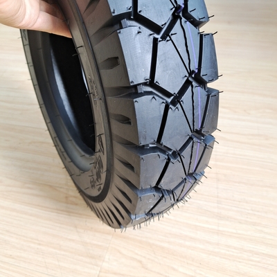 OEM Acceptable Pneumático de motocicleta Pneumático de alta velocidad 4.00-8 con caucho natural de acero de nylon