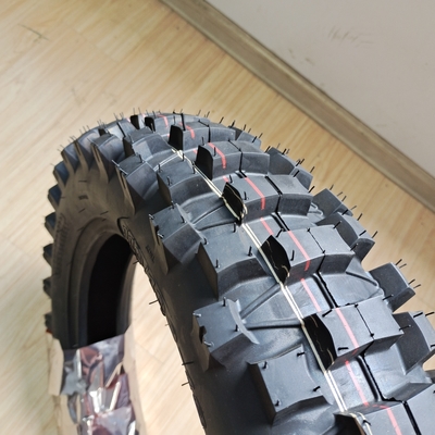OEM Acceptable neumático de motocicleta super 110/100-18 hecho de caucho natural de acero de nylon