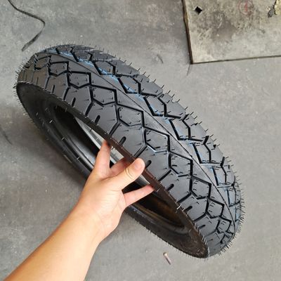 Pneumático de motocicleta Pneumático 110/90-16 con contenido de caucho natural del 35% al 55%