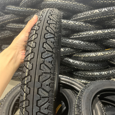Ruedas y neumáticos de motocicletas para 3.00-17 puerto de carga puerto de Qingdao resistencia a la tracción 10.5