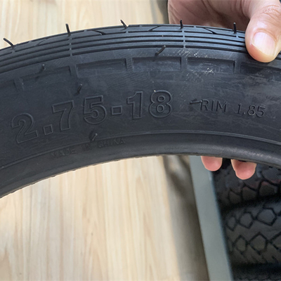 Bajaj Boxer Pneumático para motocicletas 2.75-18 20000 KM Vida útil 5000 unidades/día Capacidad de producción