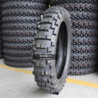 Pneus de motocicletas 4.00-8 Capacidad de producción 5000 pcs por día Scooters Harley Davidson
