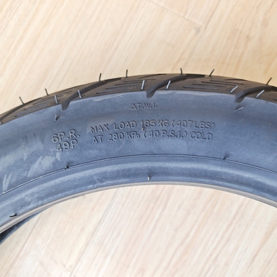 14 ruedas neumáticos de motocicleta 80/90-14 para puerto de carga puerto de Qingdao y carcasa de neumáticos