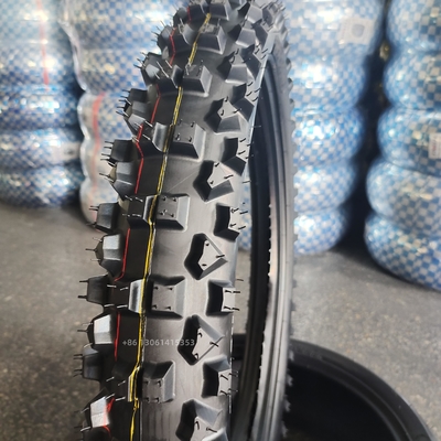 90/90-21 90 90 21 neumático de motor con un peso de 4,1 kg y un contenido de caucho del 35% al 55%