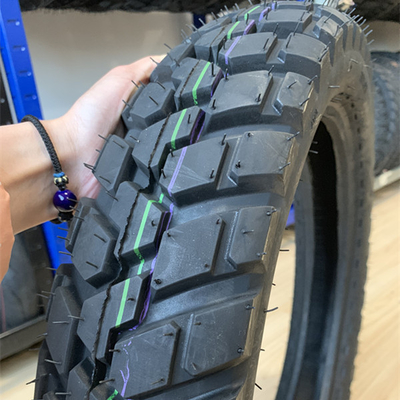 35%-55% de contenido de caucho neumáticos para motocicletas 110/90-17 sin tubos para el mercado africano