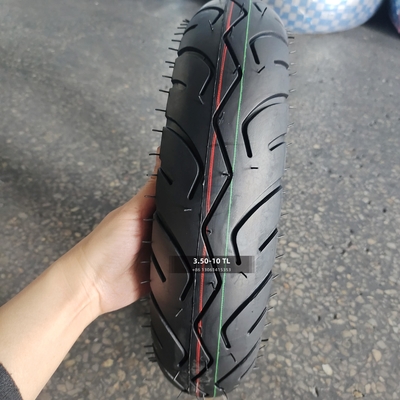 Contenido de caucho del 35% al 45% neumático sin tubo para motocicletas 3.50-10 350 10 con material duradero