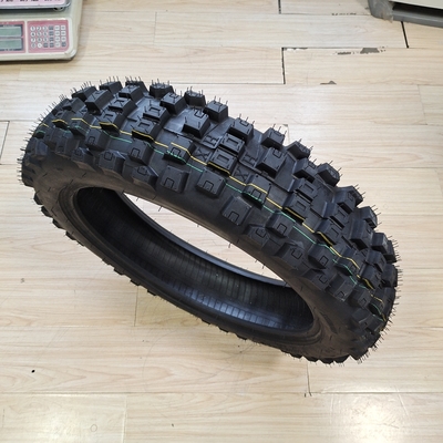 Pneumático de motocicleta 140/80/18 duradero con clasificación de pliegue 6PR/8PR y carcasa de neumático resistente