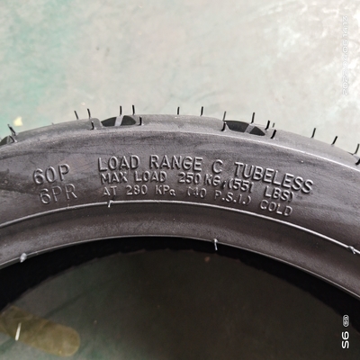 130/60-13 TL neumático sin tubo de caucho para motocicletas con carcasa y contenido de caucho del 35% al 55%