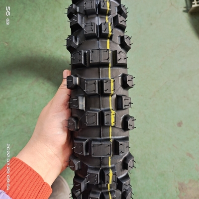 Suministro de neumáticos para motocicletas sin tubo 3.00-17 neumáticos de la ciudad para su puerto de carga