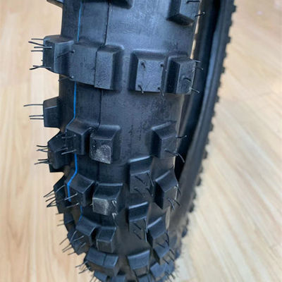 Prohibición del motor 80/100 21 neumáticos de motocicletas con y 35%-55% de contenido de caucho en el puerto de Qingdao