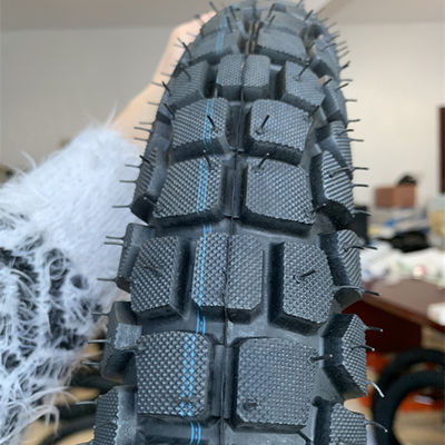 3.00-18 neumáticos de ruedas de motocicletas para el mercado africano Tiempo de entrega dentro de 25 días Durable