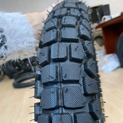 3.00-18 neumáticos de ruedas de motocicletas para el mercado africano Tiempo de entrega dentro de 25 días Durable
