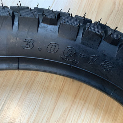 3.00-18 neumáticos de ruedas de motocicletas para el mercado africano Tiempo de entrega dentro de 25 días Durable