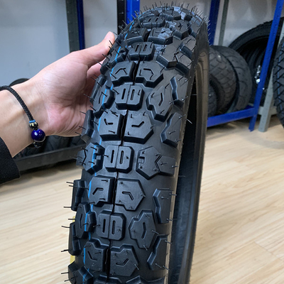 Pneus de motocicleta asequibles 90/90-18 con carcasa de neumáticos y 35%-55% de contenido de caucho