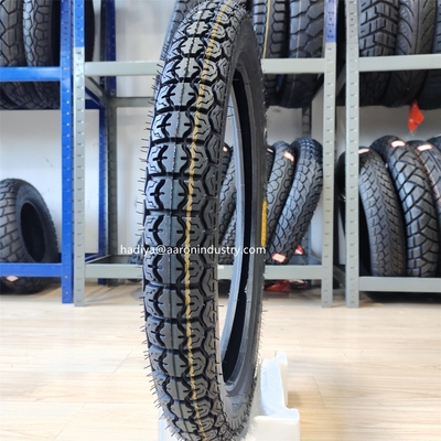 300-17 300-18 2.3/2.6KG Contenido de caucho 35%-55% neumático de motocicleta para el mercado de América del Sur