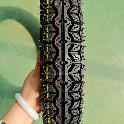 300/18 Casilla de neumáticos sólidos de motocicletas 3.2/3.4KG para el mercado mexicano Diseño de servicio pesado