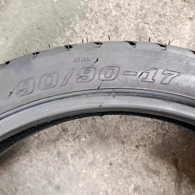 90/90-17 Pneumático de patrón de motocicleta fuera de carretera con carga de diseño profundo desde el puerto de Qingdao