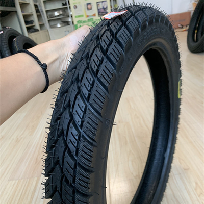 Comprar neumático de motocicleta 17 con 35%-55% de contenido de caucho Dentro de 25 días Tiempo de entrega