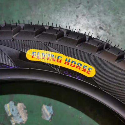 275-17 neumáticos de motocicleta con diseño de patrón profundo en el mercado.