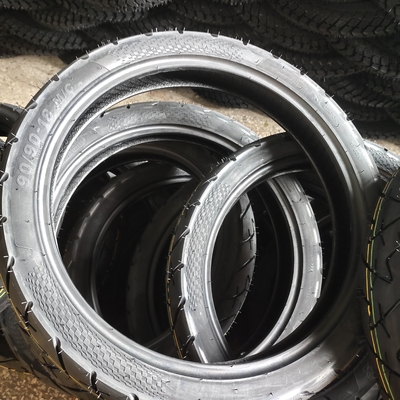 Reemplazo/reparación de neumáticos de motocicletas 90/90-18 con una capacidad de producción de 5000 piezas por día