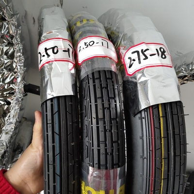 Super caucho neumático de motocicleta 2.75-18 Tiempo de entrega dentro de 25 días con el mercado africano