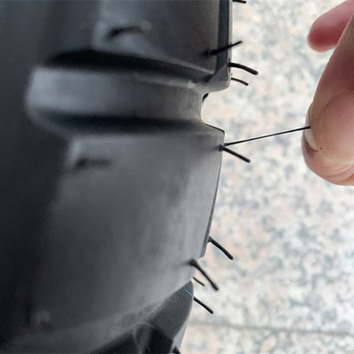 Pneumático para motocicletas de carga en el puerto de Qingdao 130/90-10 para otros sistemas de carrocería de motocicletas