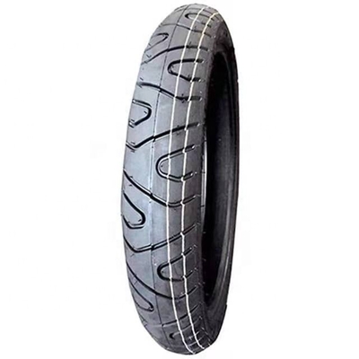 Cordial neumático de motocicleta 3.00-18 La opción preferida para el reemplazo / reparación